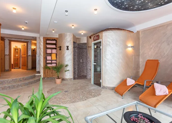 Klawunn & מלון 3*